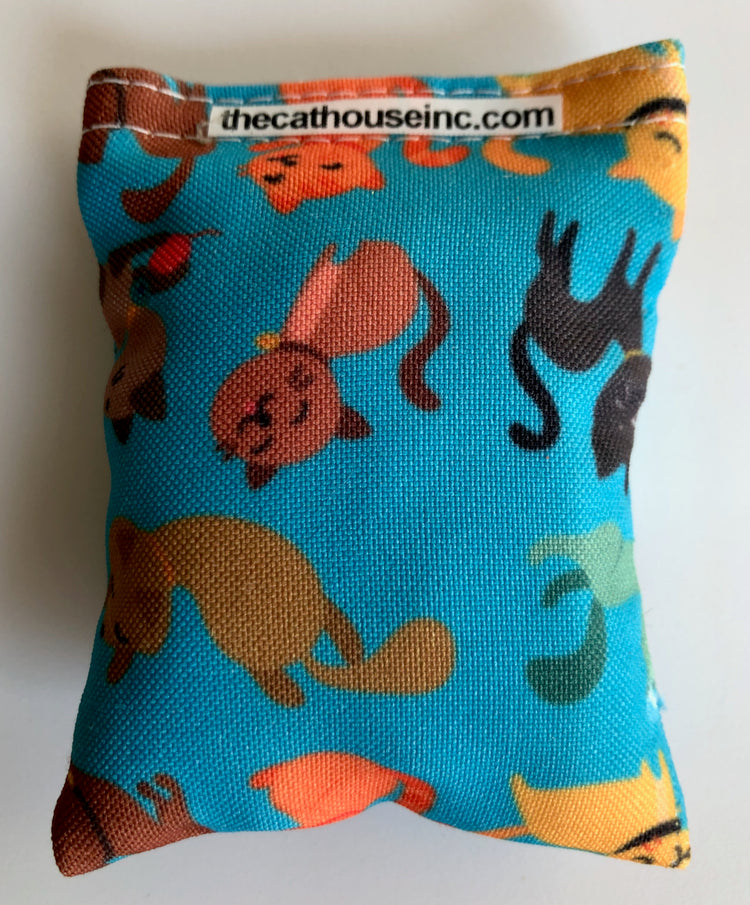 refillable pouch, 2.5" x 3", variety of colours and patterns, durable, 100% cotton